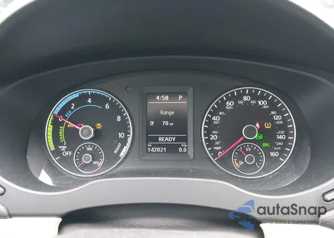 2013 Volkswagen Jetta Hybrid Se from USA, damaged, VIN 3VW637AJ8DM296130